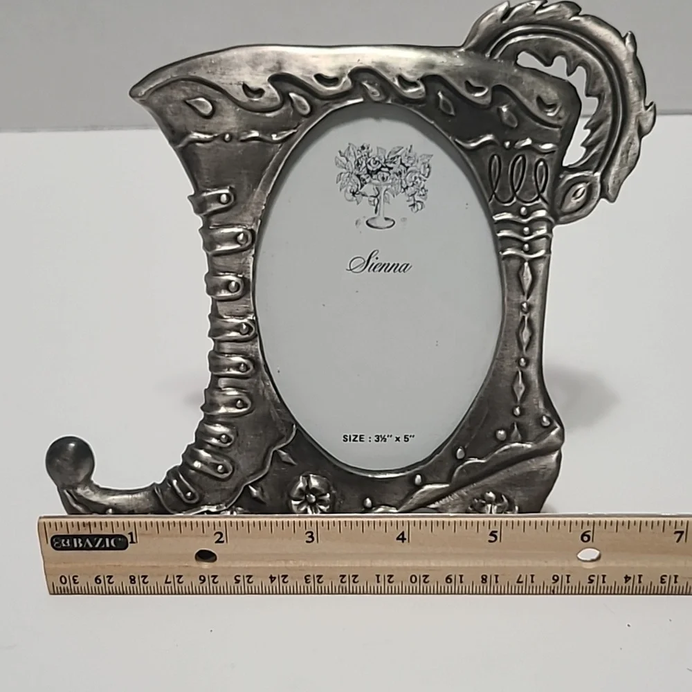 Silver Victorian Boot Picture‎ Frame 3.5